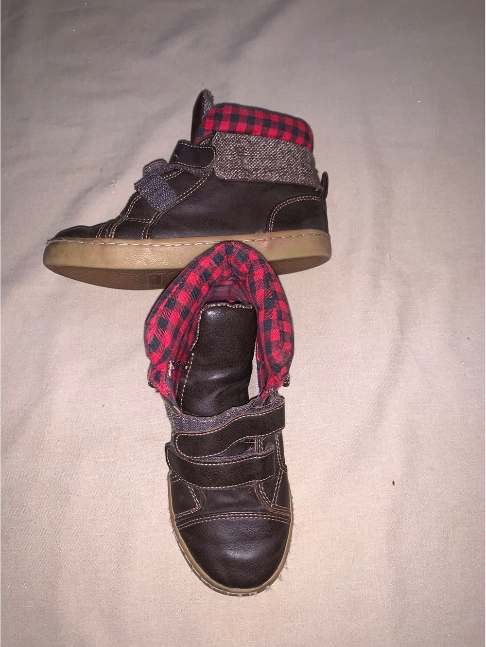 Gap kids high top sneakers brown with red buffalo plaid lining size 11